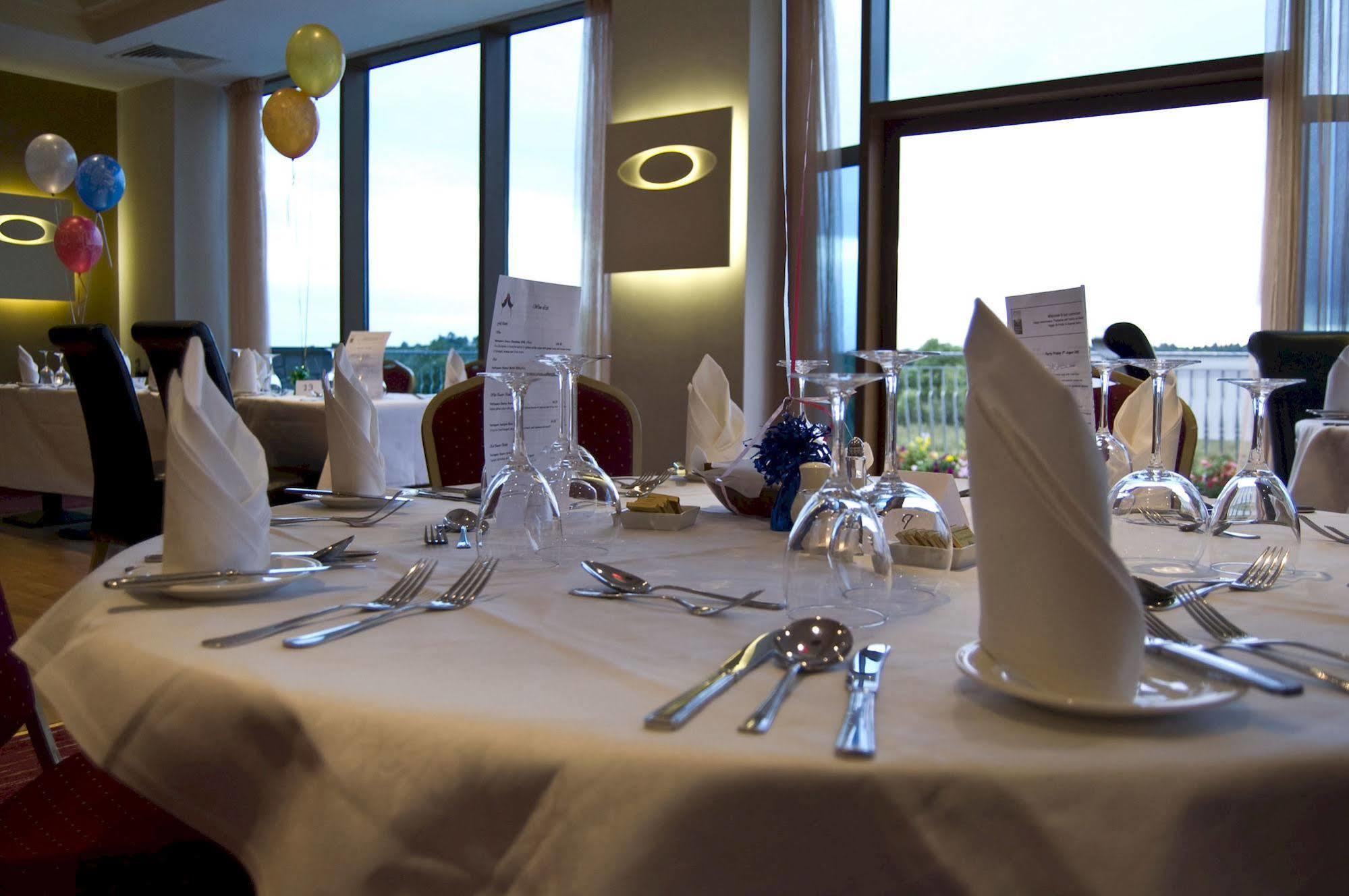 Hotel Leitrim Marina 3*